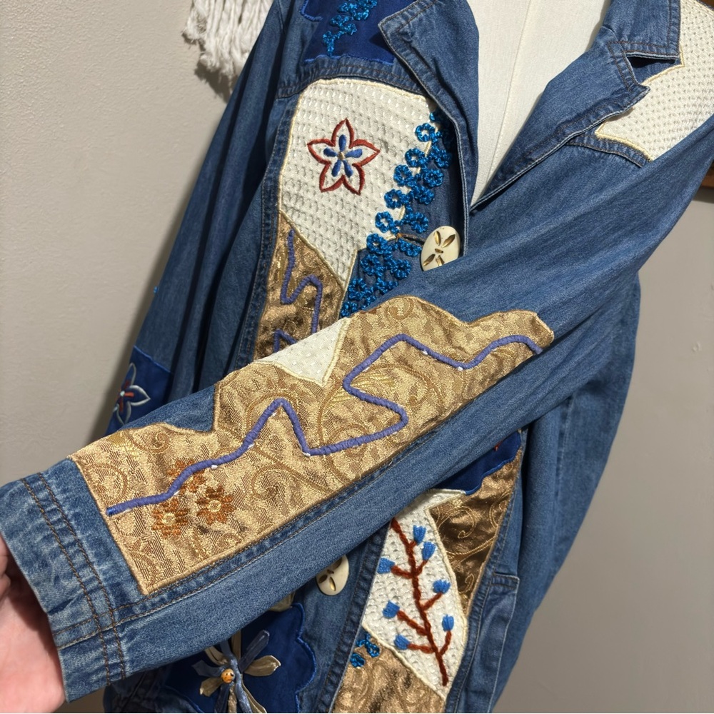 Allure Vintage Long Sleeve Button up Embroidered Denim Shirt Size Large - Picture 9 of 15